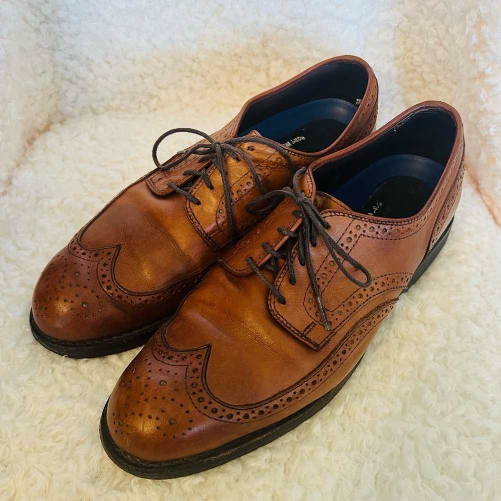 Allen Edmonds Brown Leather Oxfords with Broguing